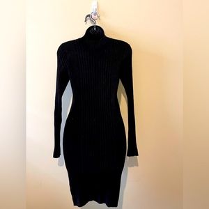 New medium forever 21 black long sleeve dress